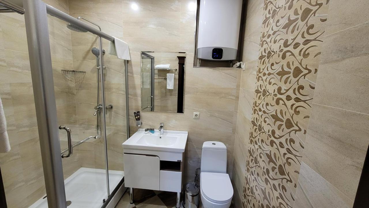Hotel Ayni Душанбе Екстер'єр фото