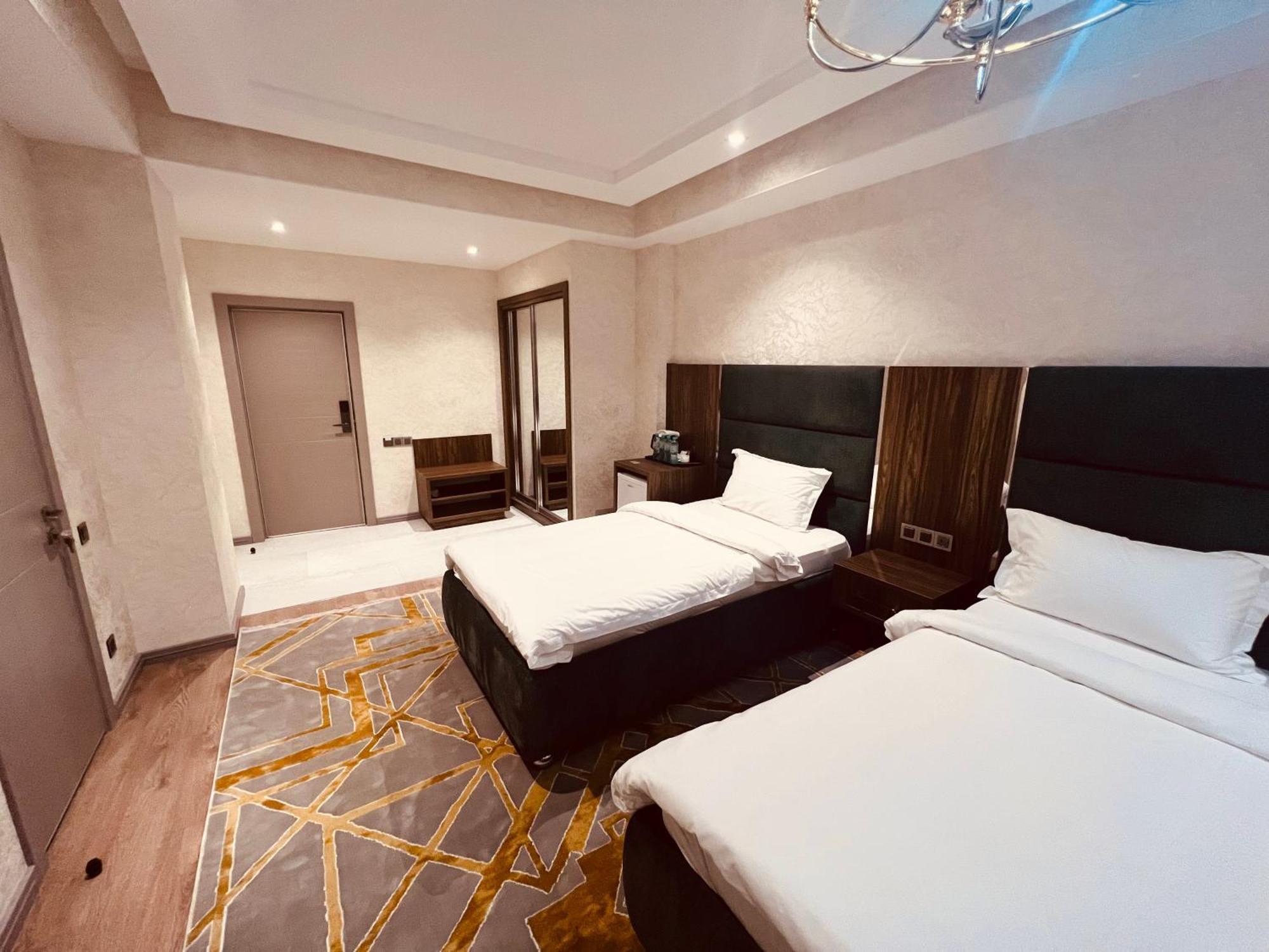 Hotel Ayni Душанбе Екстер'єр фото